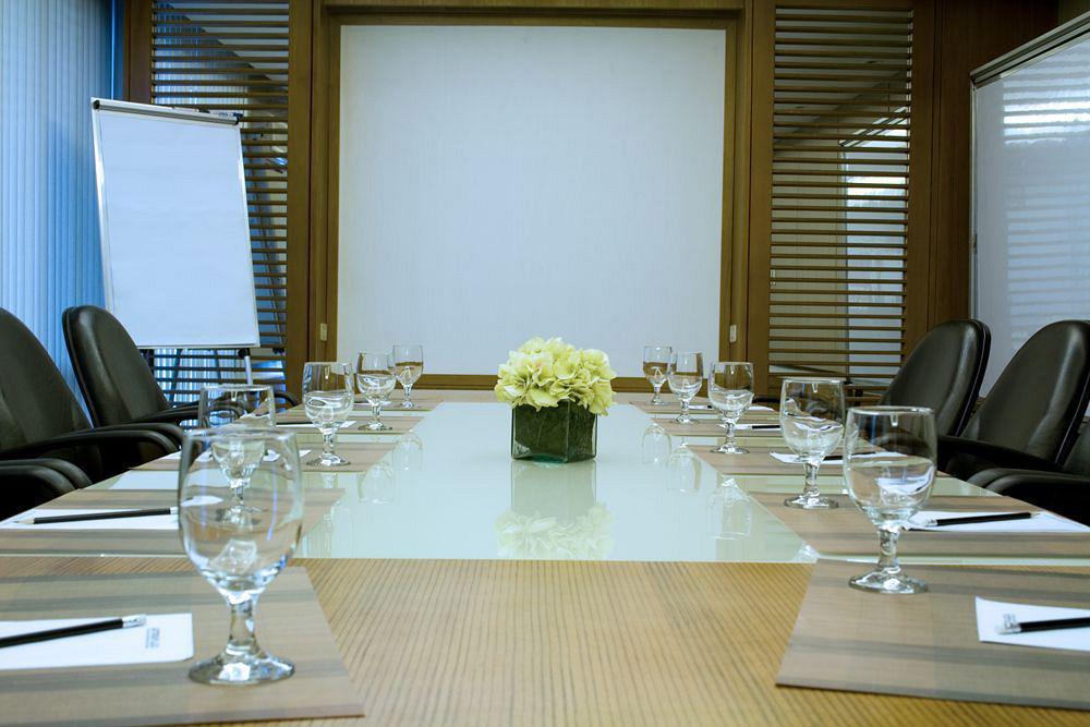 Astoria Plaza Hotel Pasig City Kültér fotó